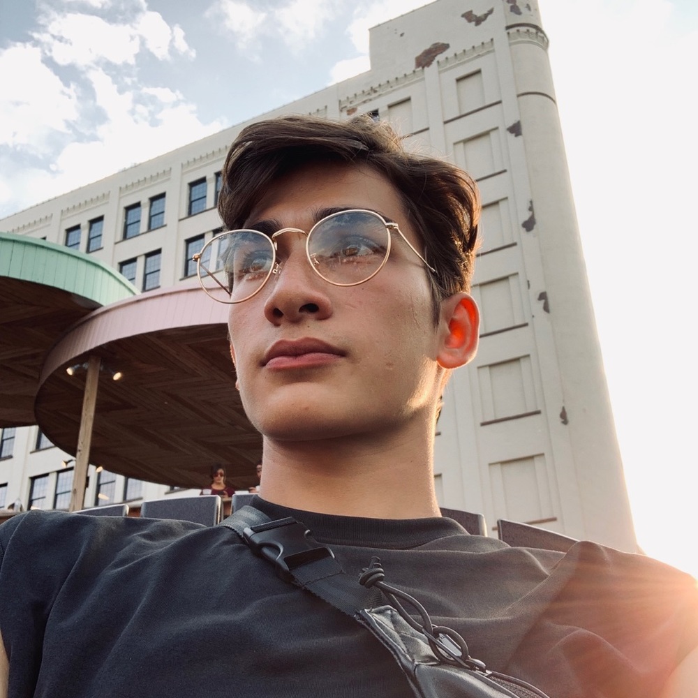 Meet your Posher, Jovid